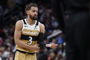 薪资专家：特雷·杨合同比预估高了9000万让人震惊 溢价风险很高