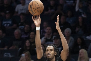 Scotto：狼队拒绝执行菲利普斯241万球队选项 后者成完全自由球员